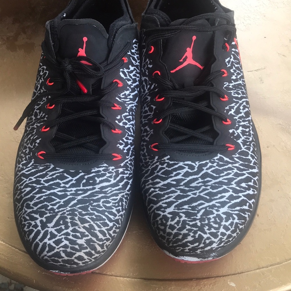 Air Jordan barely used sz 13 sneakers neon & black
